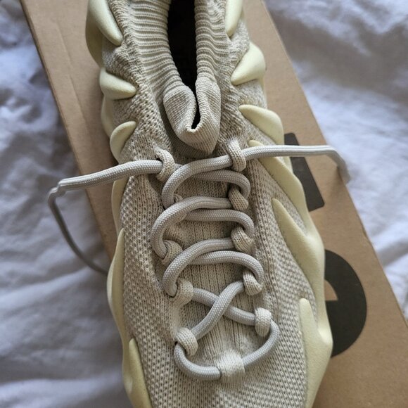 Yeezy 450 - Picture 5 of 7